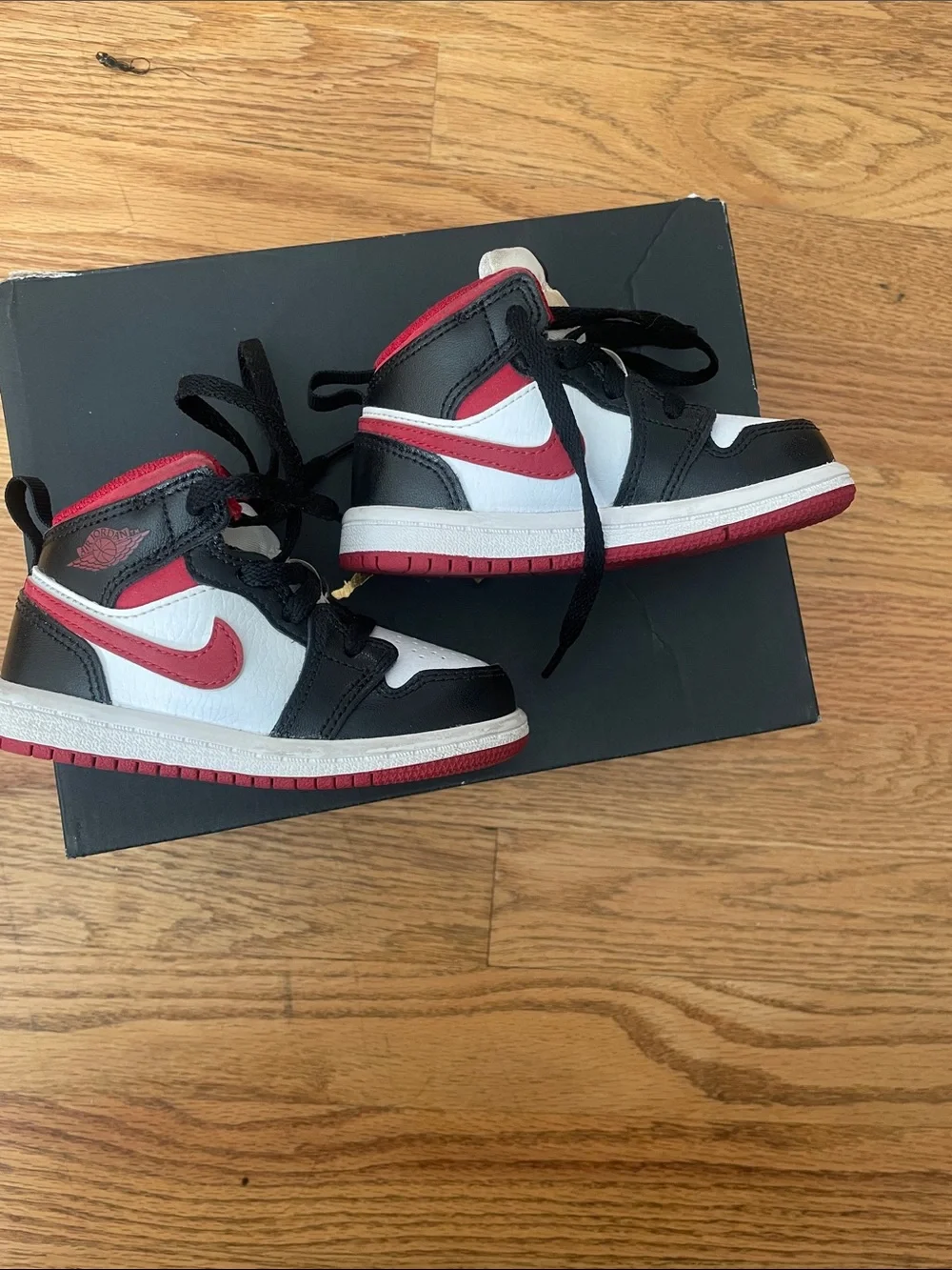 Jordan Kids High-Top Sneakers in White, Black & Red